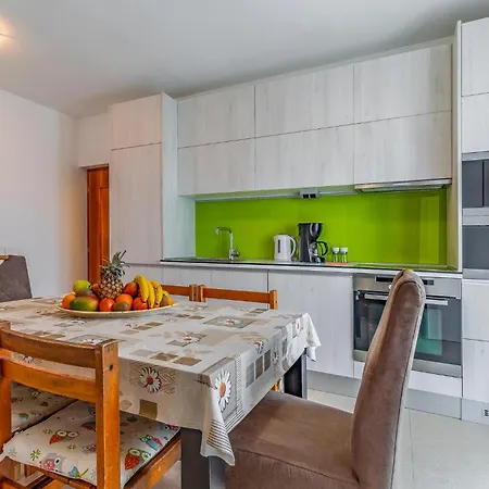 Two-bedroom In メドゥリン